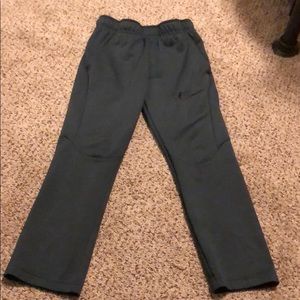 Boys Nike fleece lined pants